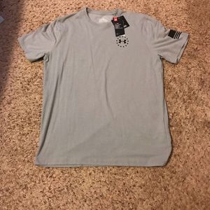 Lot of 3 Under Armour T-shirts